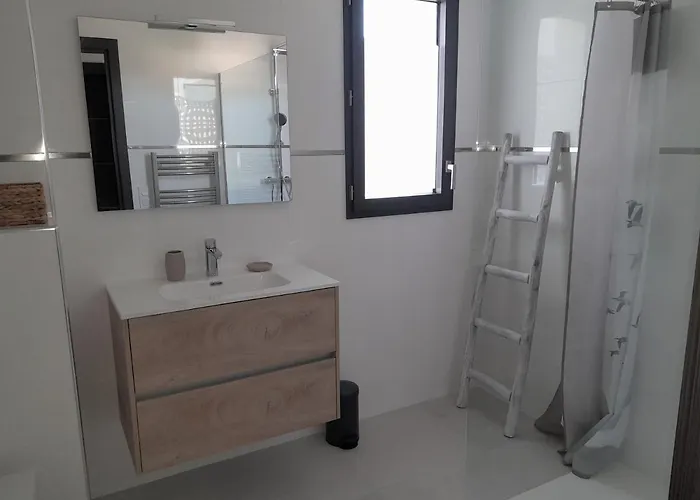 Domaine D'arca - Flaubert 22 - 3 Pieces - Etage 2 - Porto-vecchio * Porto-Vecchio (Corsica)